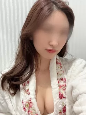 エミ